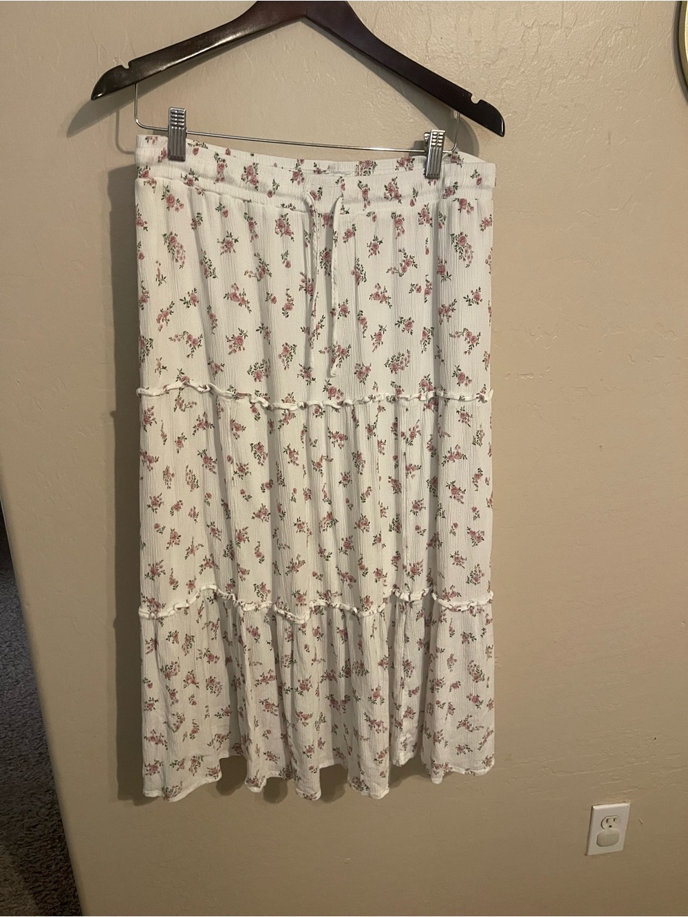 Floral Tiered White Maxi Skirt
